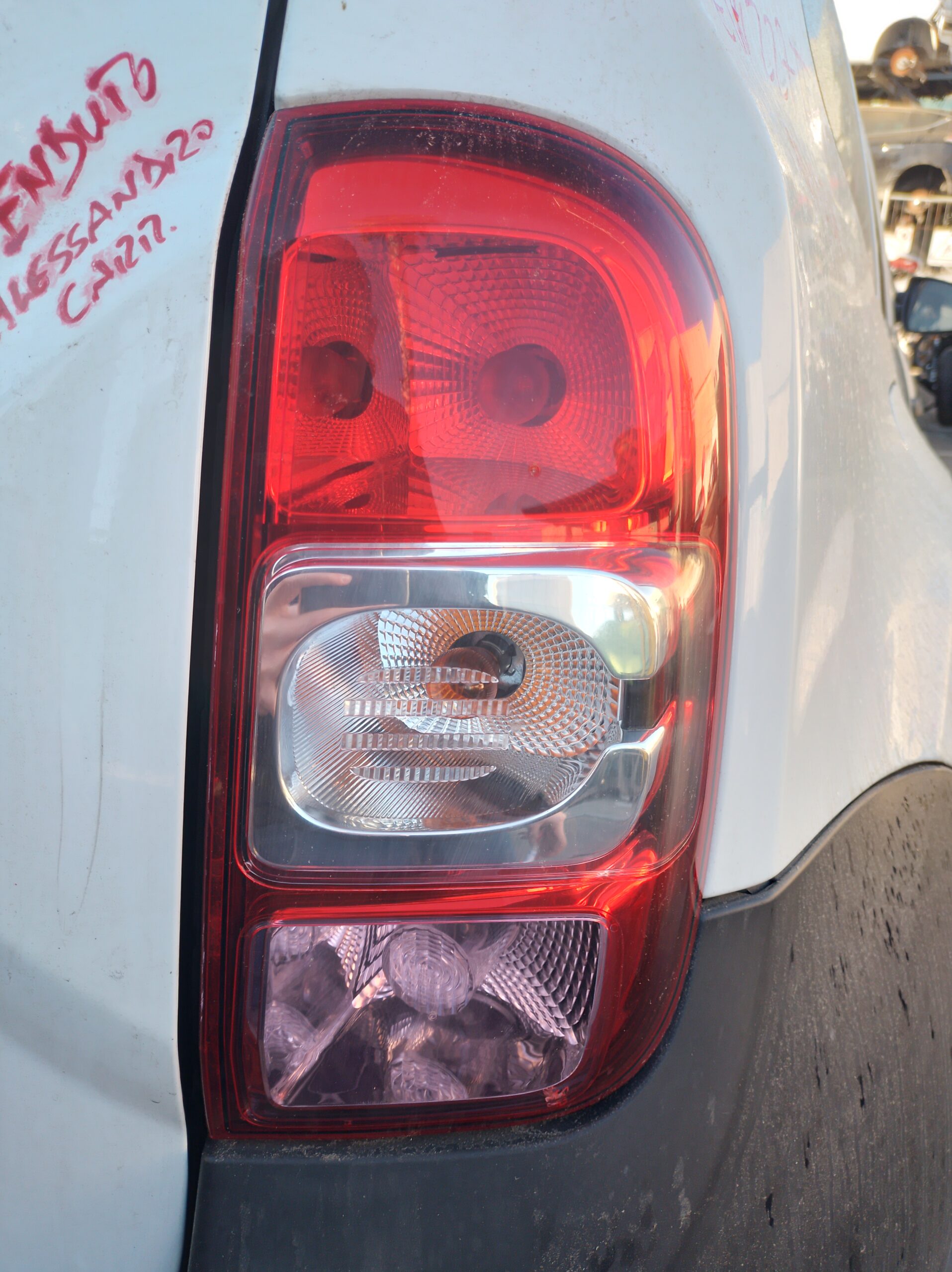 STOP FANALE POSTERIORE DESTRO DX DACIA DUSTER ( 13 + ) - ANNO 2014