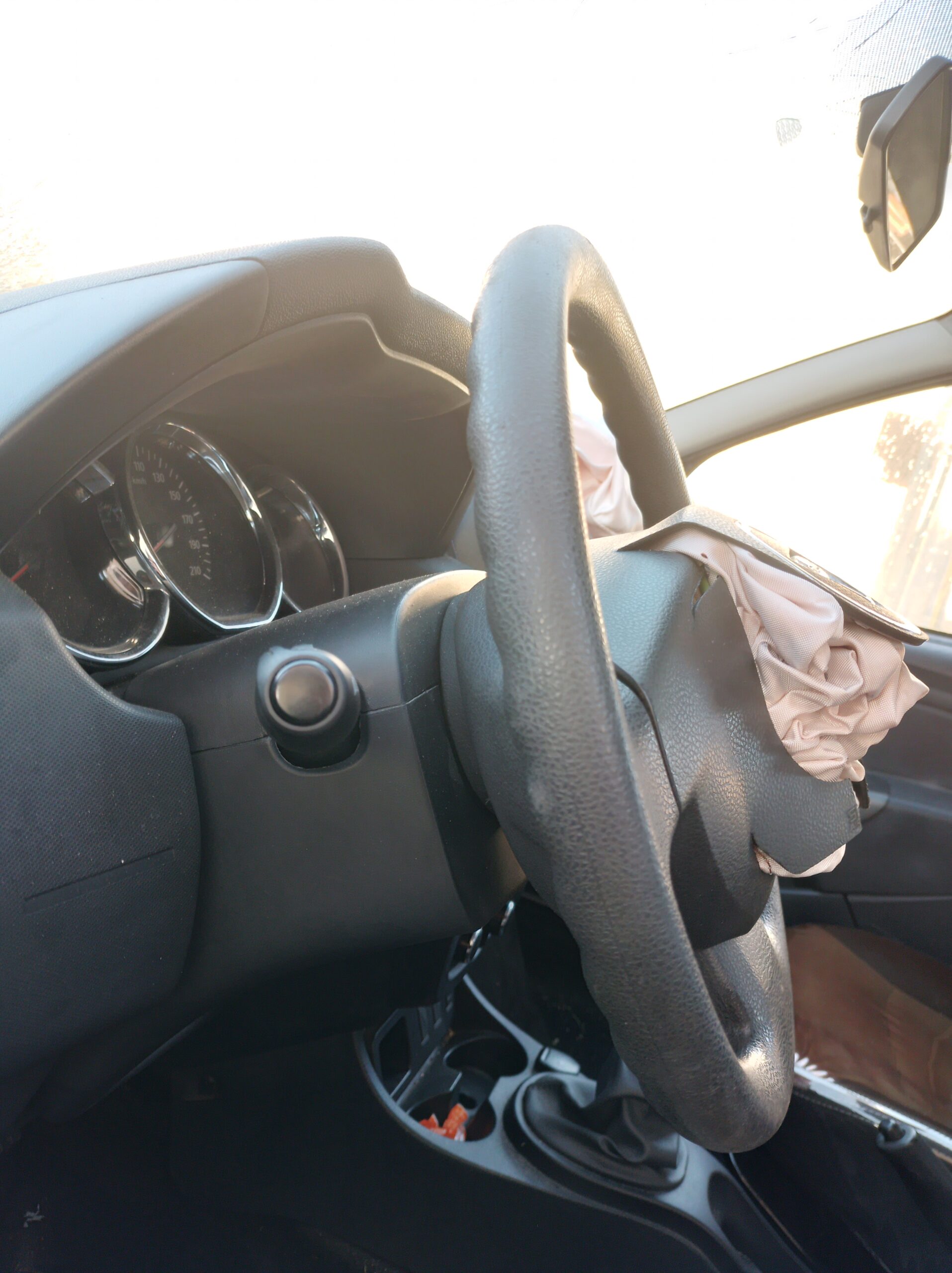 VOLANTE DACIA DUSTER ( 13 + ) - ANNO 2014 (SENZA AIRBAG) - immagine 4