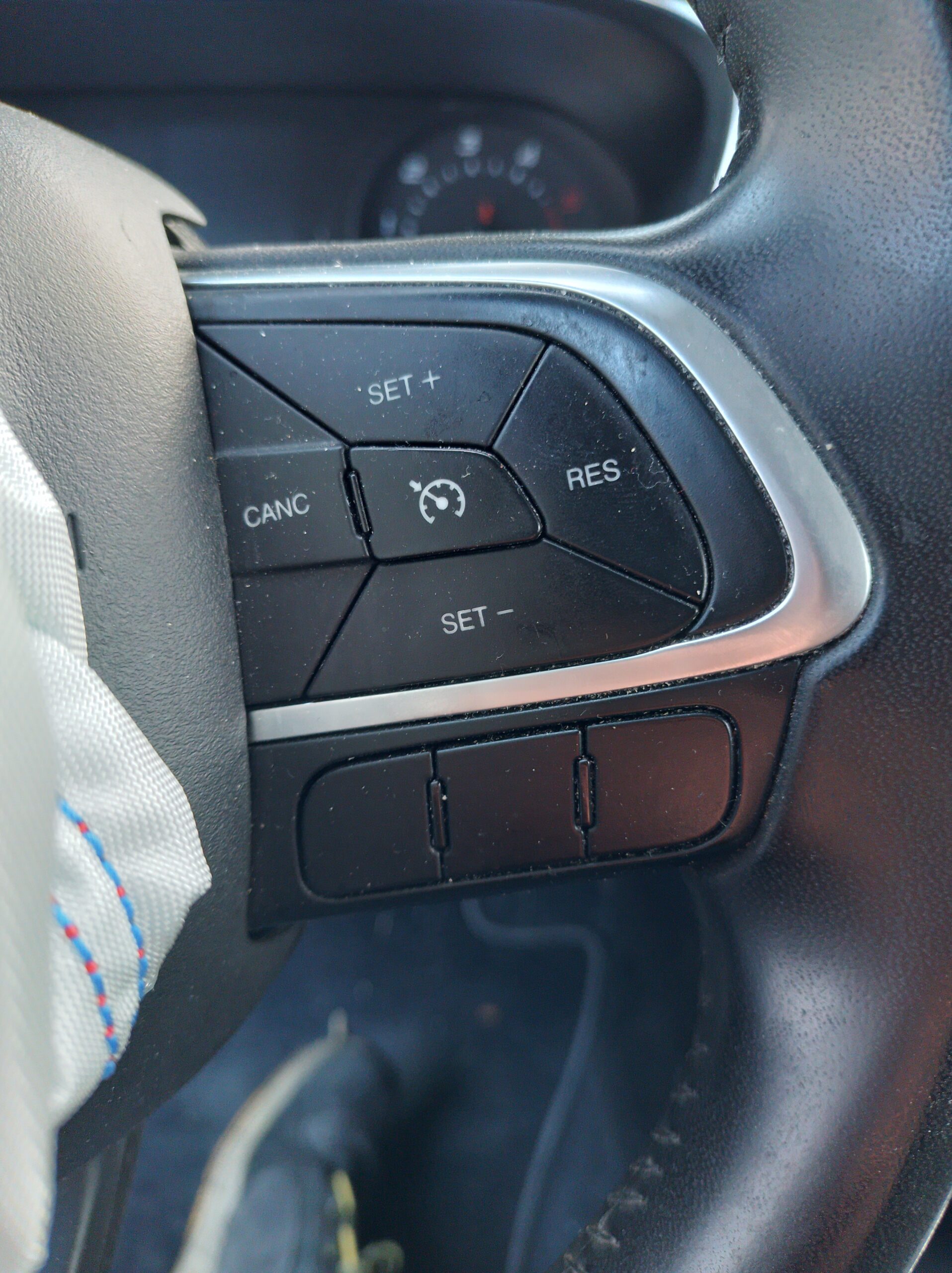 VOLANTE CON COMANDI FIAT TIPO (6J) - (15 + ) - '17 (SENZA AIRBAG) - immagine 7