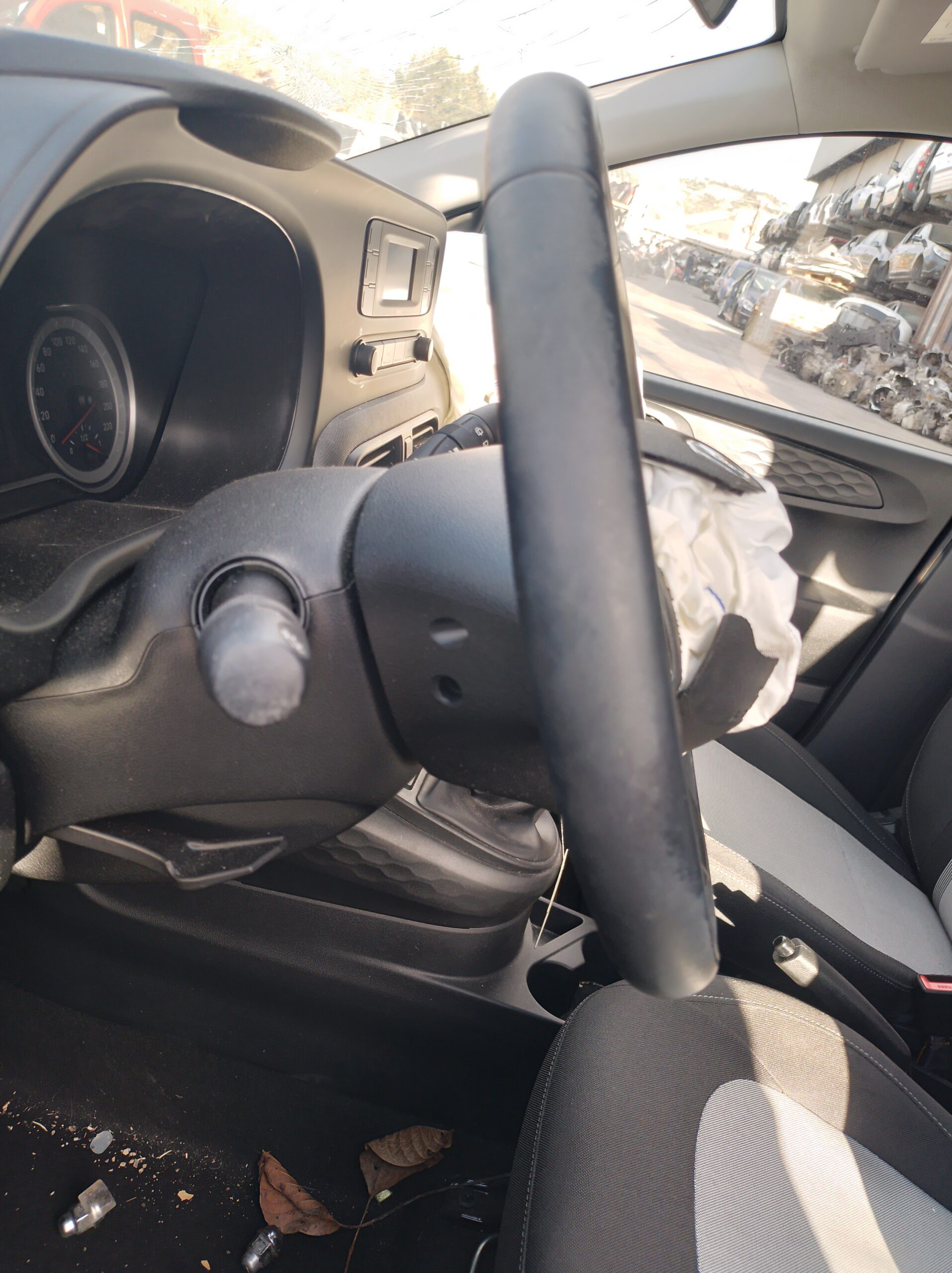 VOLANTE CON COMANDI HYUNDAI I10 1.0 B - (16 + ) - '20 (SENZA AIRBAG) - immagine 5