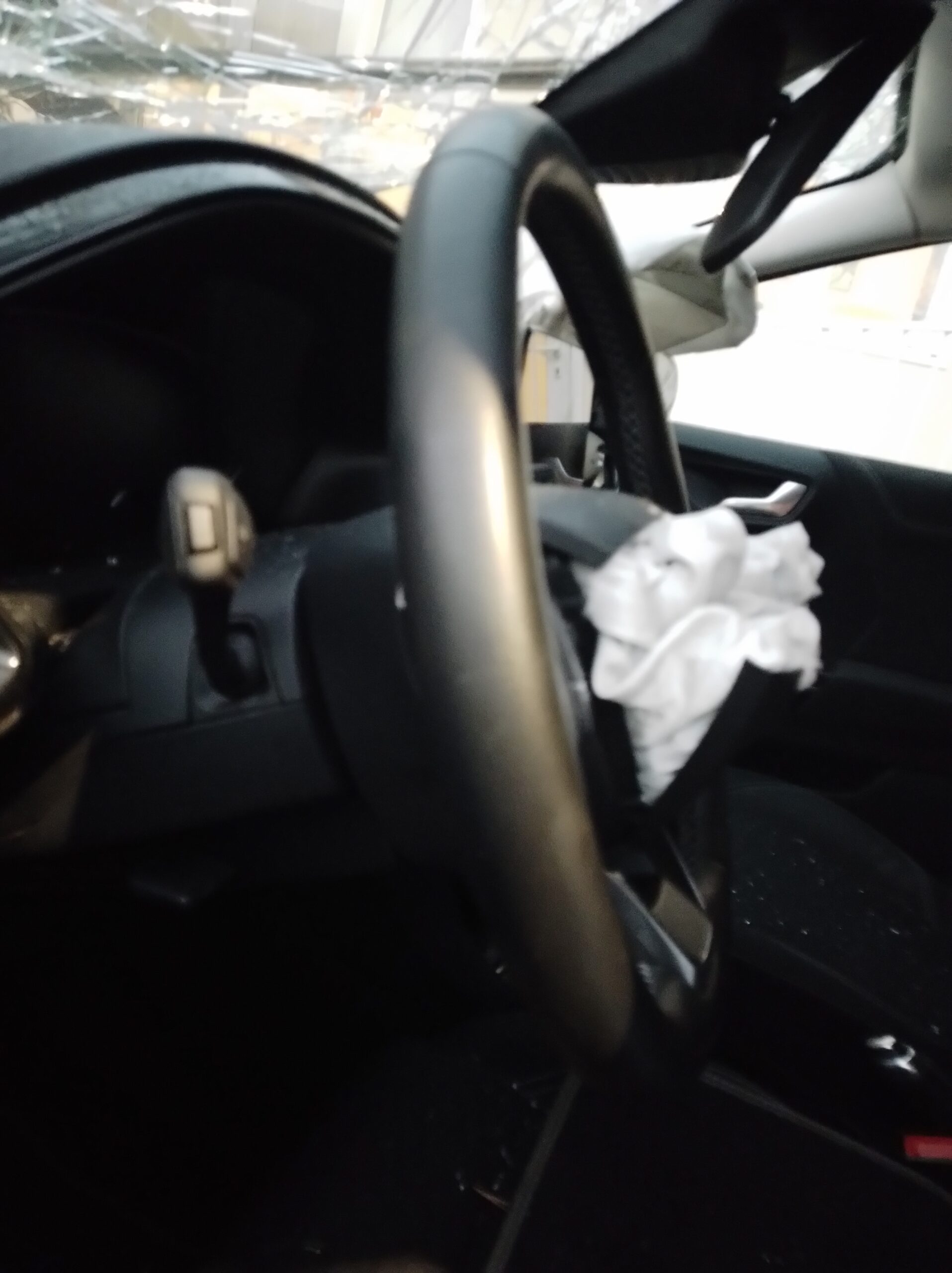 VOLANTE CON COMANDI FORD PUMA - (CF7) - (19 + ) - '20 - immagine 4