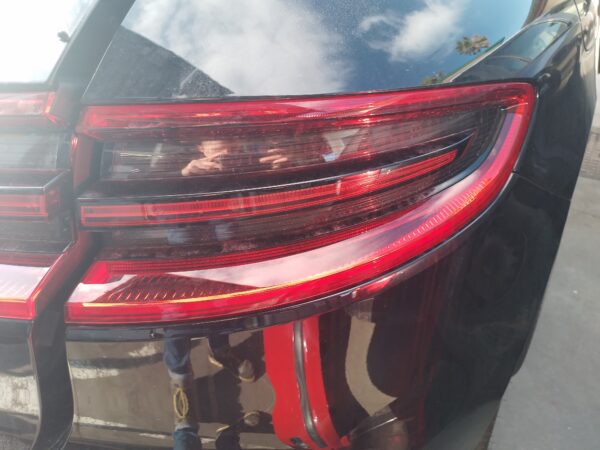 STOP FANALE POSTERIORE ESTERNO DX PORSCHE MACAN 2.0 D - (13 + ) - '18