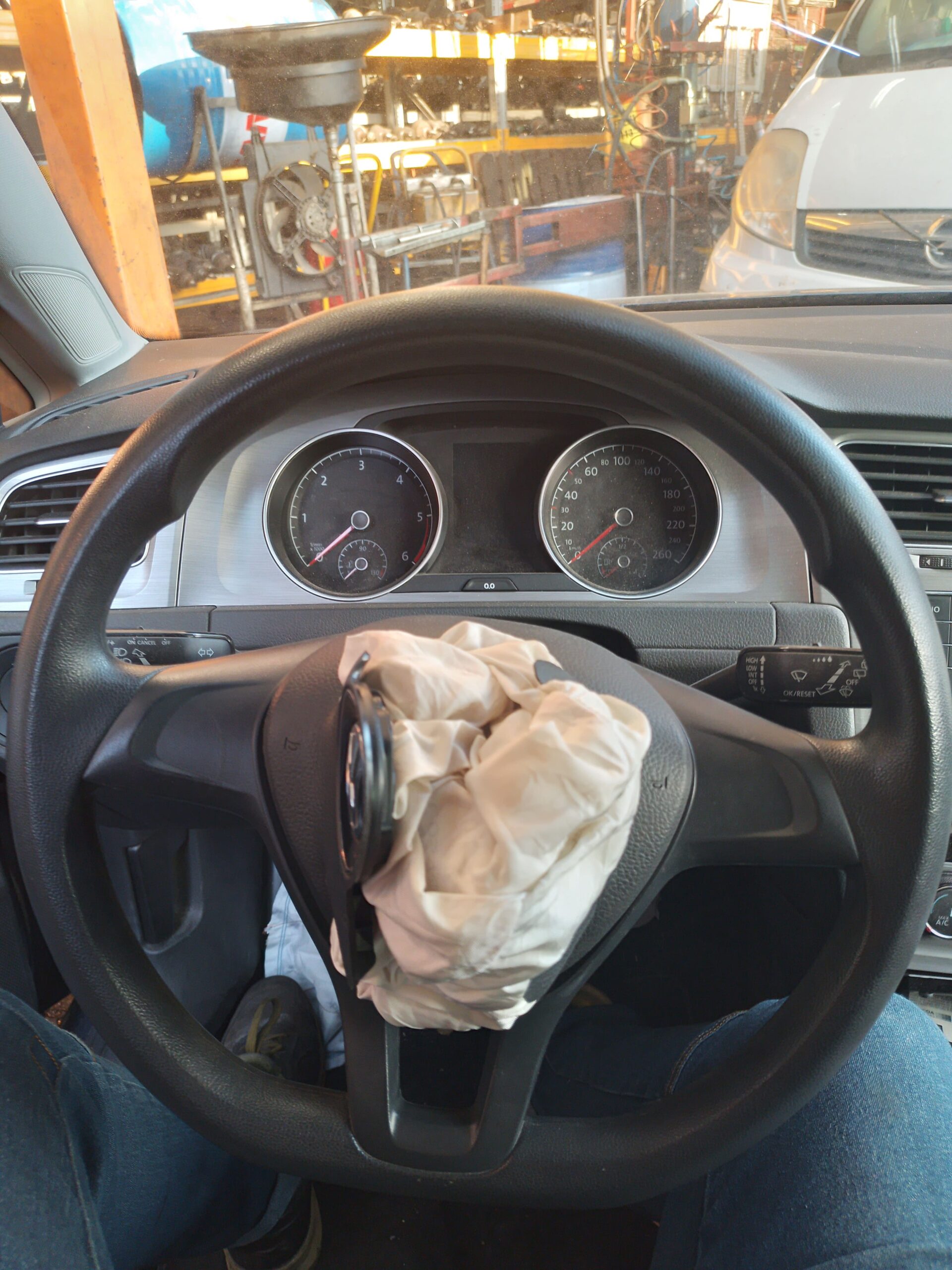 VOLANTE VOLKSWAGEN GOLF 7 - (12 + ) - '14 (SENZA AIRBAG)